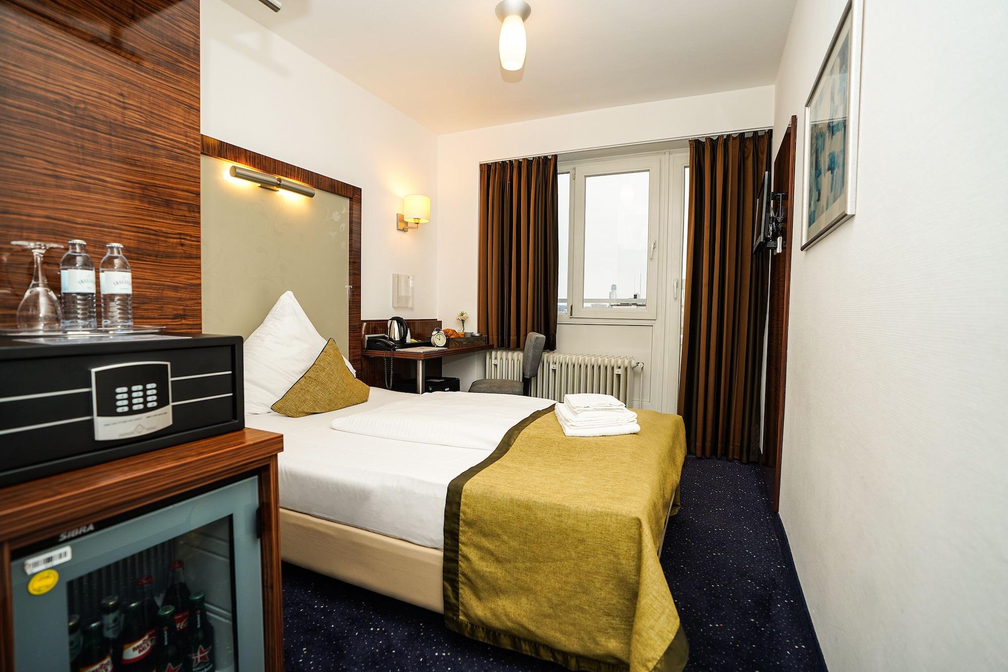 Hotel Scala Frankfurt City Centre Francfort-sur-le-Main Extérieur photo